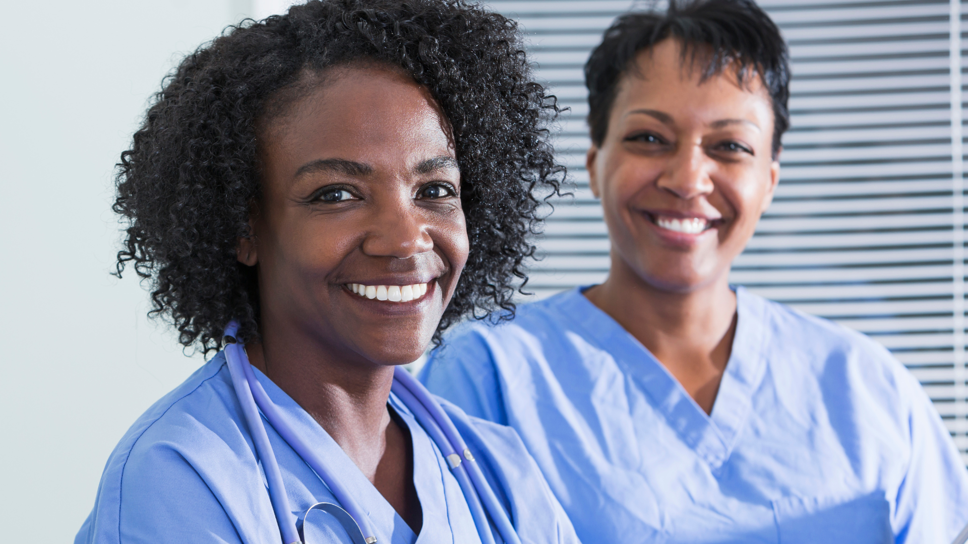 Follicular Phase Discharge: What’s Normal & What’s Not